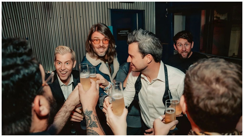 Something Corporate welcomed back to New Jersey with first show in 14&nbsp;years