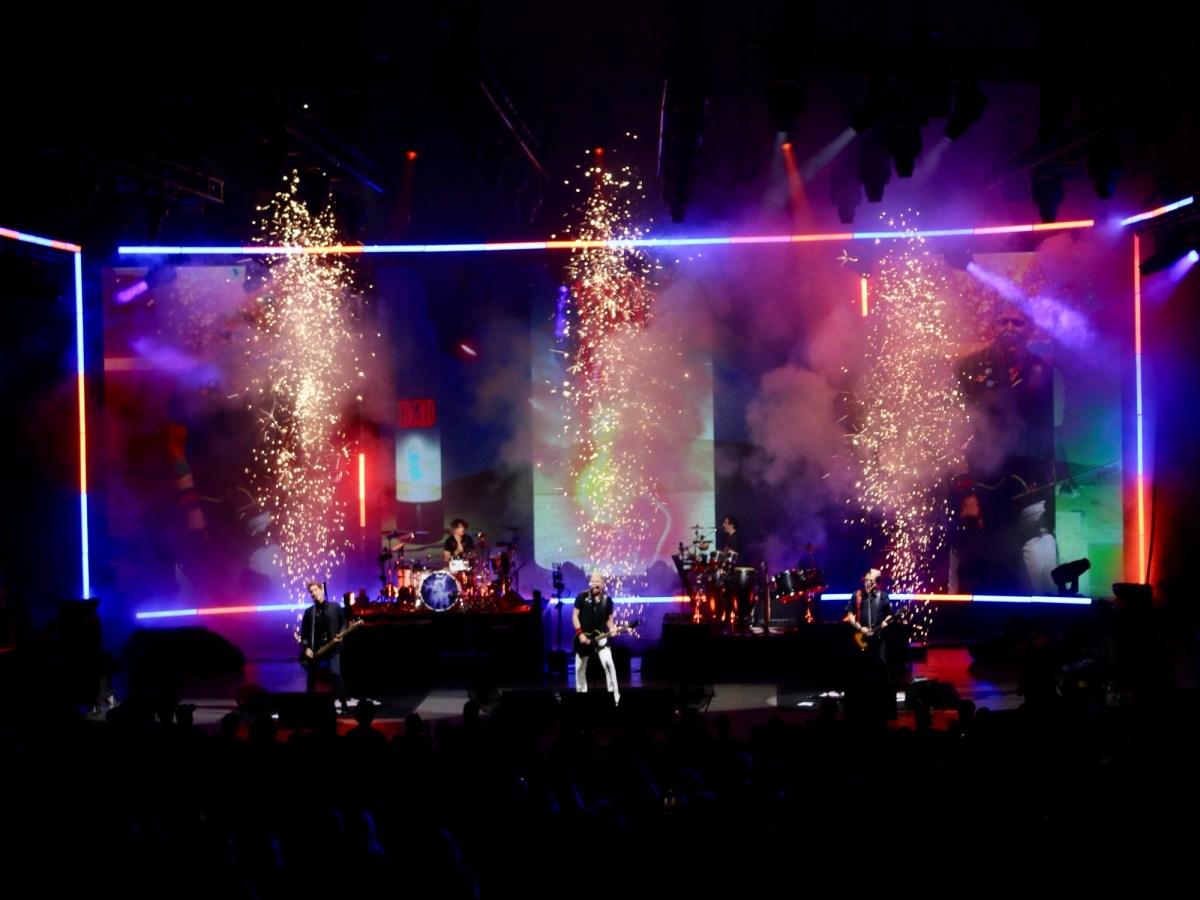 The Offspring ignites New Jersey with Jimmy Eat World and New Found&nbsp;Glory