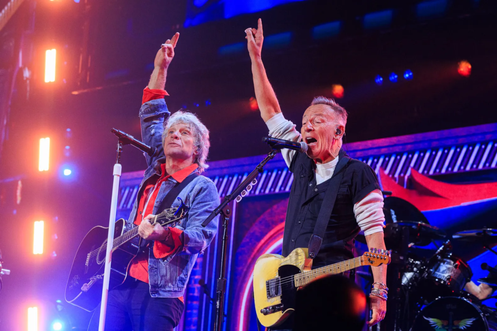 Bruce Springsteen joins Bon Jovi at final night of MSG&nbsp;residency